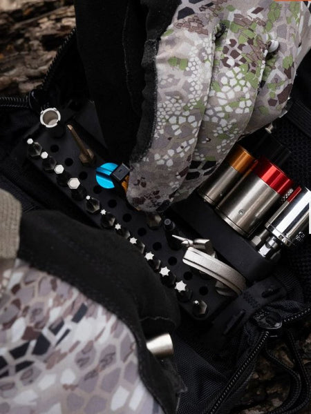 Fix It Sticks - Coin Slot Battery Cap Tool